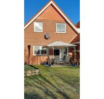 Attraktives Reihenhaus mit Grundstück,Terrasse, Garage u Carport - Dannenberg (Elbe)