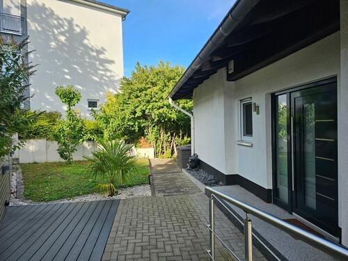 Foto - Traumhaftes Zweifamilienhaus mit Garten, PV & gehobenem Komfort