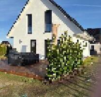 Einfamilienhaus - provisionsfrei, Wohngebiet Kiefernweg - Papendorf