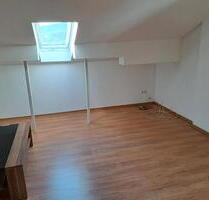 Ruhige 2-Zimmer-Dachgeschosswohnung - Grafling