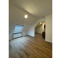 Modernisierte 1-Zimmerwohnung mit EBK in zentraler Lage von Aachen Modernisierte 1-Zimmerwohnung mit EBK in zentraler Lage von Aachen