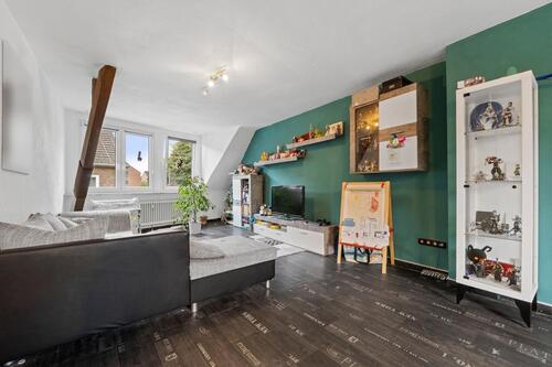 Foto - Lichtdurchflutete 4 Zimmer Dachgeschosswohnung zu vermieten