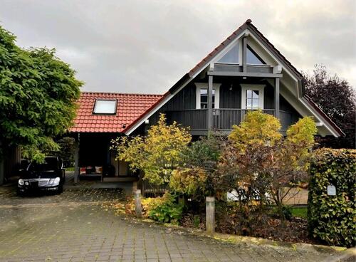 Foto - Einfamilienhaus, Wohnimmobilie, freistehend