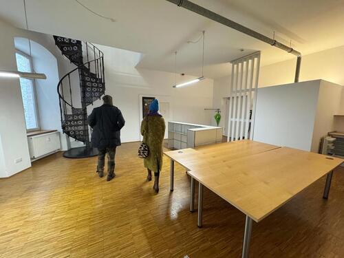 Foto - Repräsentative Altbaufläche am Traunsteiner Stadtplatz ca. 110qm