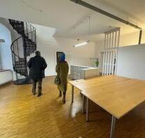 Repräsentative Altbaufläche am Traunsteiner Stadtplatz ca. 110qm