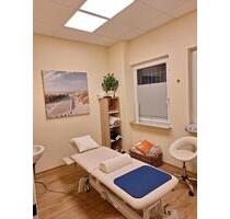 Behandlungsraum - 350,00&nbsp;EUR Kaltmiete, ca.&nbsp; 12,00&nbsp;m&sup2; in Emden (PLZ: 26725) Tholenswehr