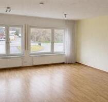 Gewerbeimmobilie zur Miete - 850,00&nbsp;EUR Kaltmiete, ca.&nbsp; 150,00&nbsp;m&sup2; in Burglengenfeld (PLZ: 93133)