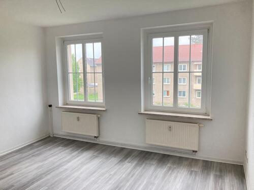 Foto - Frisch renoviert - zwei Zimmer in RSL!