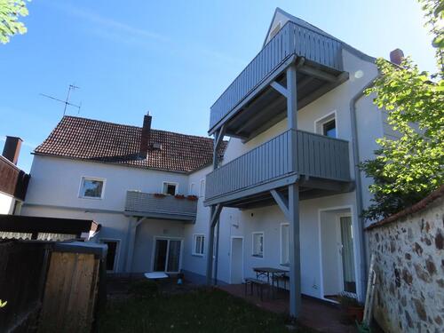 Foto - 2-Zimmerwohnung mit Einbauküche und Balkon, im Dachgeschoss, zur Miete