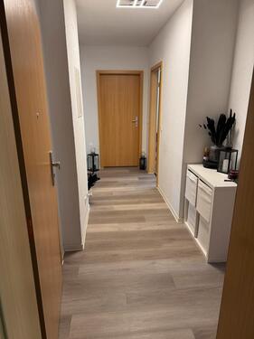 Foto - Renovierte 2 Zimmer Wohnung - 750,00&nbsp;EUR Kaltmiete, ca.&nbsp; 61,00&nbsp;m&sup2;