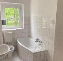 Drei Zimmer im Erdgeschoss! - 317,00&nbsp;EUR Kaltmiete, ca.&nbsp; 58,60&nbsp;m&sup2; in Dessau-Roßlau (PLZ: 06862) Brambach