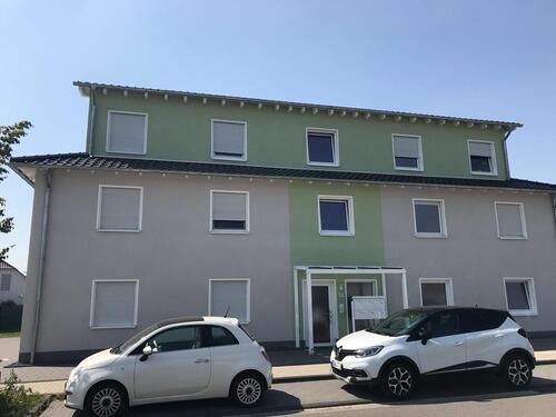 Foto - 4-Zimmer-OG-Wohnung - 1.060,00 EUR Kaltmiete,