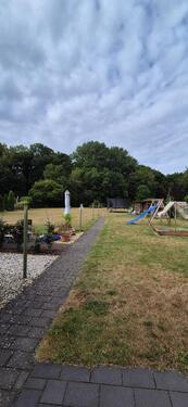 Foto - Modernisierte 5-Zi.-Wohnung mit großem Garten in Schloß Neuhaus