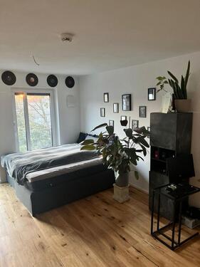 Foto - Großes helles Zimmer in 3er-WG + zentrale Lage + top Ausstattung