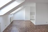 Foto - 3 Zimmer Dachgeschoßwohnung zur Miete in Plauen