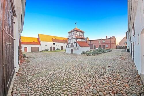 Foto - Traum vom Pferdehof - 375.000,00&nbsp;EUR Kaufpreis, ca.&nbsp; 243,00&nbsp;m&sup2;
