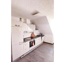 Charmante 2- Zimmer Dachgeschoss Wohnung - Erfurt Hohenwinden