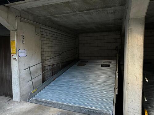 Foto - Tiefgarage (Doppelparker: Oberdeck), OG-Ost, Nahe Stadtmitte