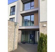Moderne EG Wohnung in Holdorf mit Terrasse und Garten