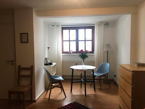 Foto - Souterrain-Apartment auf Zeit (mind. 3 Monate)