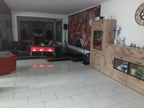 Foto - Geräumige, modernisierte 2,5-Zimmer-Wohnung in Duisburg