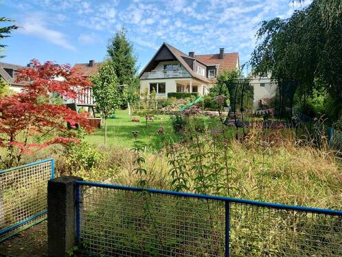 Foto - Teilsaniertes Einfamilienhaus auf großem Grundstück