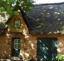 *Unikat* Reetdachhaus im Grünen mitten in Bad Segeberg