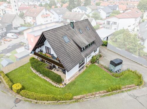 Foto - Attraktive, große Maisonette-Wohnung in Sinzheim - zentral, ruhig