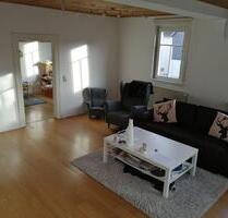 Liebenswerte Wohnung mit Eiche Landhausdiele in Wettenberg Krofdorf