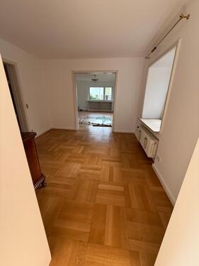 Foto - Lichtdurchflutete 5 Zimmer Wohnung in TOP Lage