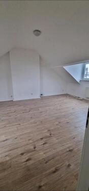 Foto - Eratbezug nach Sanierung 2,5 Zimmer Dachgeschosswohnung