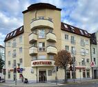 Foto - Arztpraxis oder Büroeinheit im 2. Obergeschoss mit Personenaufzug (barrierefrei) und PKW-Stellplatz zu vermieten!