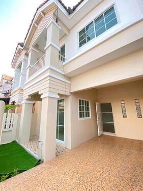 Foto - Haus zu Verkaufen in Thailand Bangkok