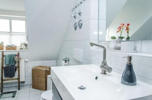 Foto - Dachgeschoßwohnung in Neumarkt-Sankt Veit zur Miete