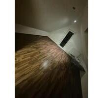 Haus zu vermitten - 800,00&nbsp;EUR Kaltmiete, ca.&nbsp; 90,00&nbsp;m&sup2; in Albstadt (PLZ: 72461) Gemarkung Onstmettingen