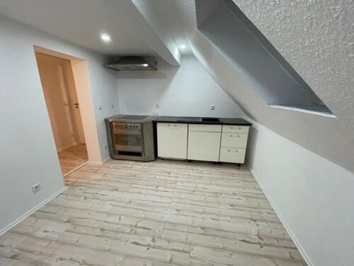 Foto - Hindenburgstr. 29 , 2. OG-Hochwertig sanierte Dachgeschosswohnung