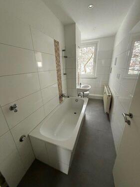 Foto - 4-Raum Wohnung im 3. OG mit Balkon und Wannenbad