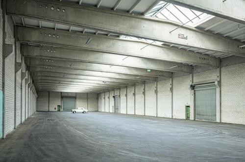 Foto - Lagerhallen 2.000 m² + 1.300 m²
