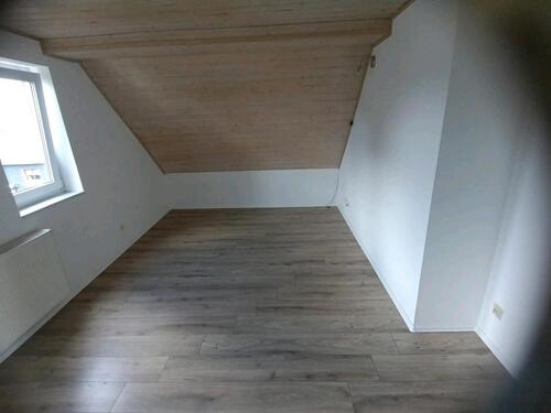 Foto - 3 Zimmer Dachgeschoßwohnung zur Miete in Ilmenau