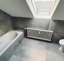 3 Zimmer Wohnung Bergreihnfeld - 950,00 EUR Kaltmiete, in Knetzgau (PLZ: 97478)