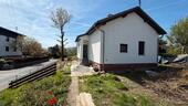 Foto - Kernsaniertes Einfamilienhaus (Erstbezug) mit Südgarten etc.