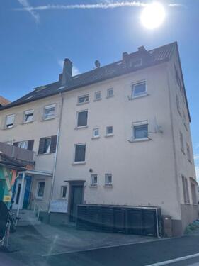 Foto - Top Lage in Zuffenhausen - 2-Zimmerwohnung im 1OG wartet auf Sie!