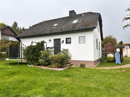 Foto - EFH in Petersaurach - 1.850,00&nbsp;EUR Kaltmiete, ca.&nbsp; 200,00&nbsp;m&sup2;