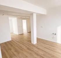Stilvolle Dachgeschosswohnung in Bestlage – 4 Zimmer am Erfurter Anger