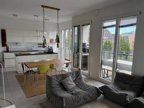 Foto - Bright 80 qm Loft with Balkony and view on the Spree asap