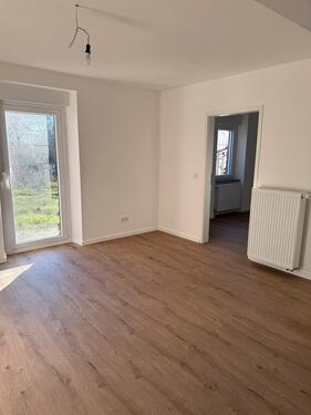 Foto - neu renovierte 3 ZKB Wohnung im EG