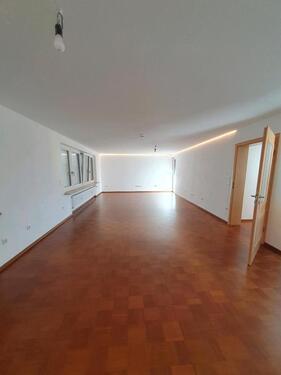 Foto - 4 Zimmer Wohnung, 120 qm, hochwertig renoviert in Wenzenbach