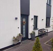 Moderne möblierte EG-Wohnung mit Terrasse Wohnen auf Zeit - Stade Altländer Viertel