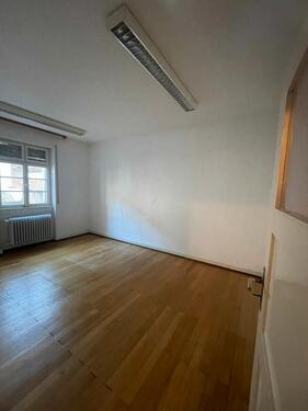 Foto - 4 Zimmer Etagenwohnung zur Miete in Karlsruhe