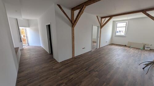 Foto - BARRIEREFREIE 2‑RAUM‑WOHNUNG MIT STELLPLATZ & SEPARATEM EINGANG IN